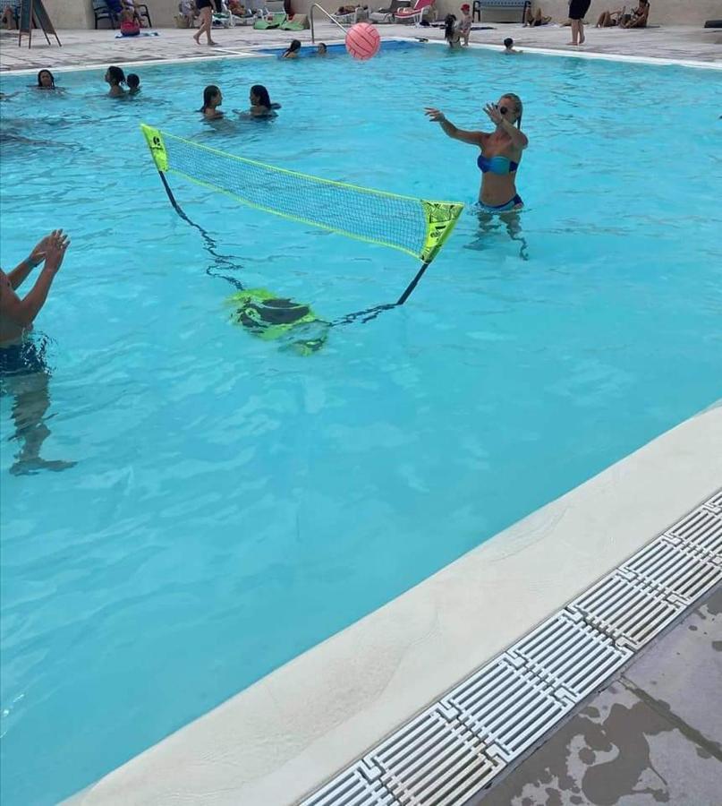 Vacances Familiales Dans Camping Avec Piscine Fréjus Kültér fotó